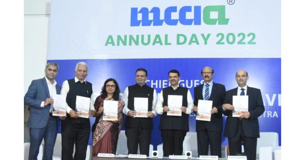 MCCIA, Pune: ट्रिलीयन डॉलर अर्थव्यवस्थेत पुणे परिसराची महत्त्वाची भूमिका राहील – उपमुख्यमंत्री देवेंद्र फडणवीस